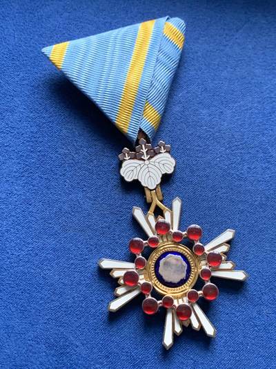 《竞宝斋》第462场 周日，周一，2场连拍 （全场包邮）欢迎送拍 - 日本荣典双光瑞宝勋章 银质 总重约38.5g