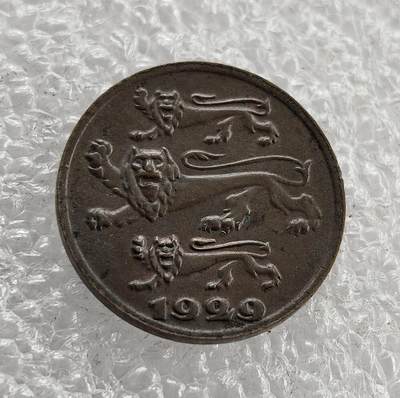 外国优质老铜币高银银币，周六九点倒数截拍，满百包邮，持续收拍 - 爱沙尼亚1929年1分铜币，正面铸三狮纹章（爱沙尼亚国徽核心）与年份，背面标 “EESTI SENT”（爱沙尼亚分）及面值。属爱沙尼亚独立初期，是其脱离沙俄、建立独立国家后，推行本国货币体系、彰显国家主权的流通辅币见证。