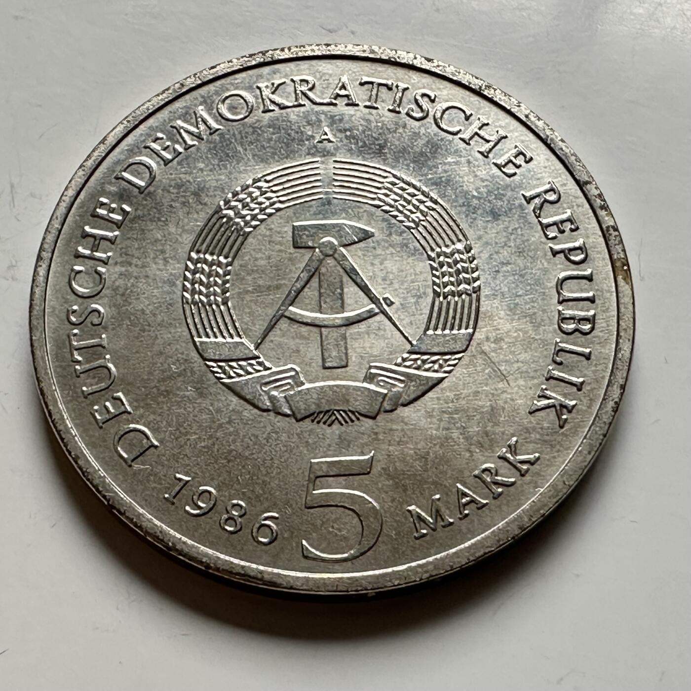 🌹外币初藏🌹🐯2026年第12场  每周二四六晚8️⃣点 接代拍 东德1986年五马克纪念币