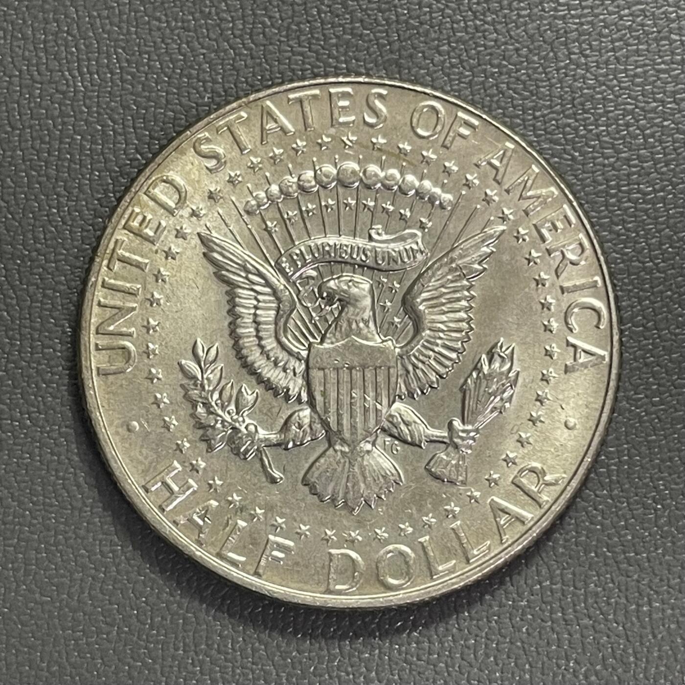 回流0201 美国1966年肯尼迪总统半圆银币 银价11.5*40%*24=110元