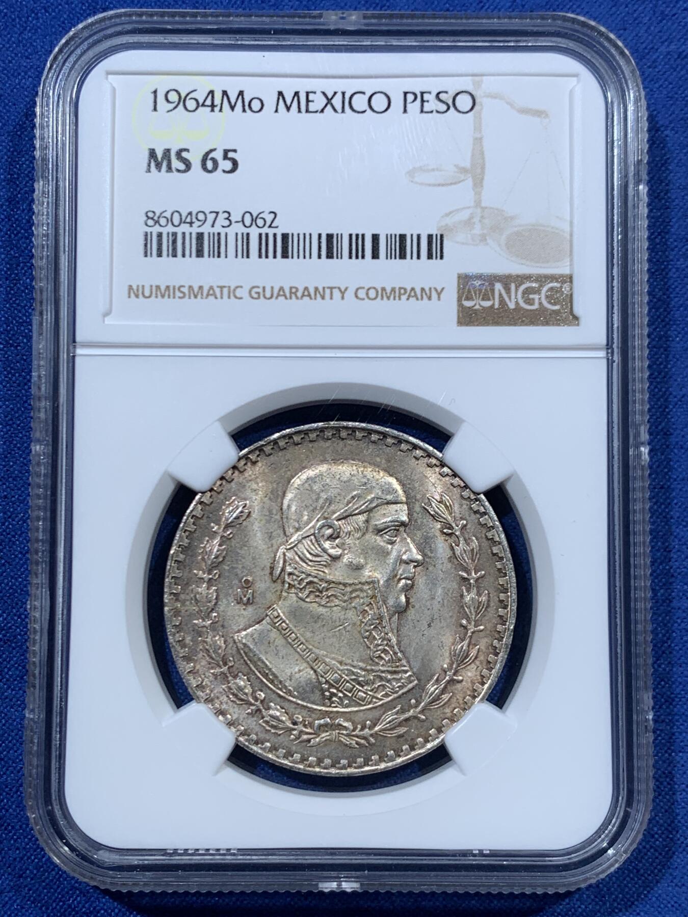 《竞宝斋》第462场 周日，周一，2场连拍 （全场包邮）欢迎送拍 NGC MS65 墨西哥1964年1比索银币，高分带彩漂亮！