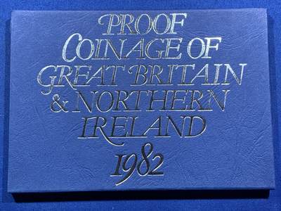 《竞宝斋》第462场 周日，周一，2场连拍 （全场包邮）欢迎送拍 - 英国1982年精制套币 礼品原装7枚币 包含少见的1/2便士