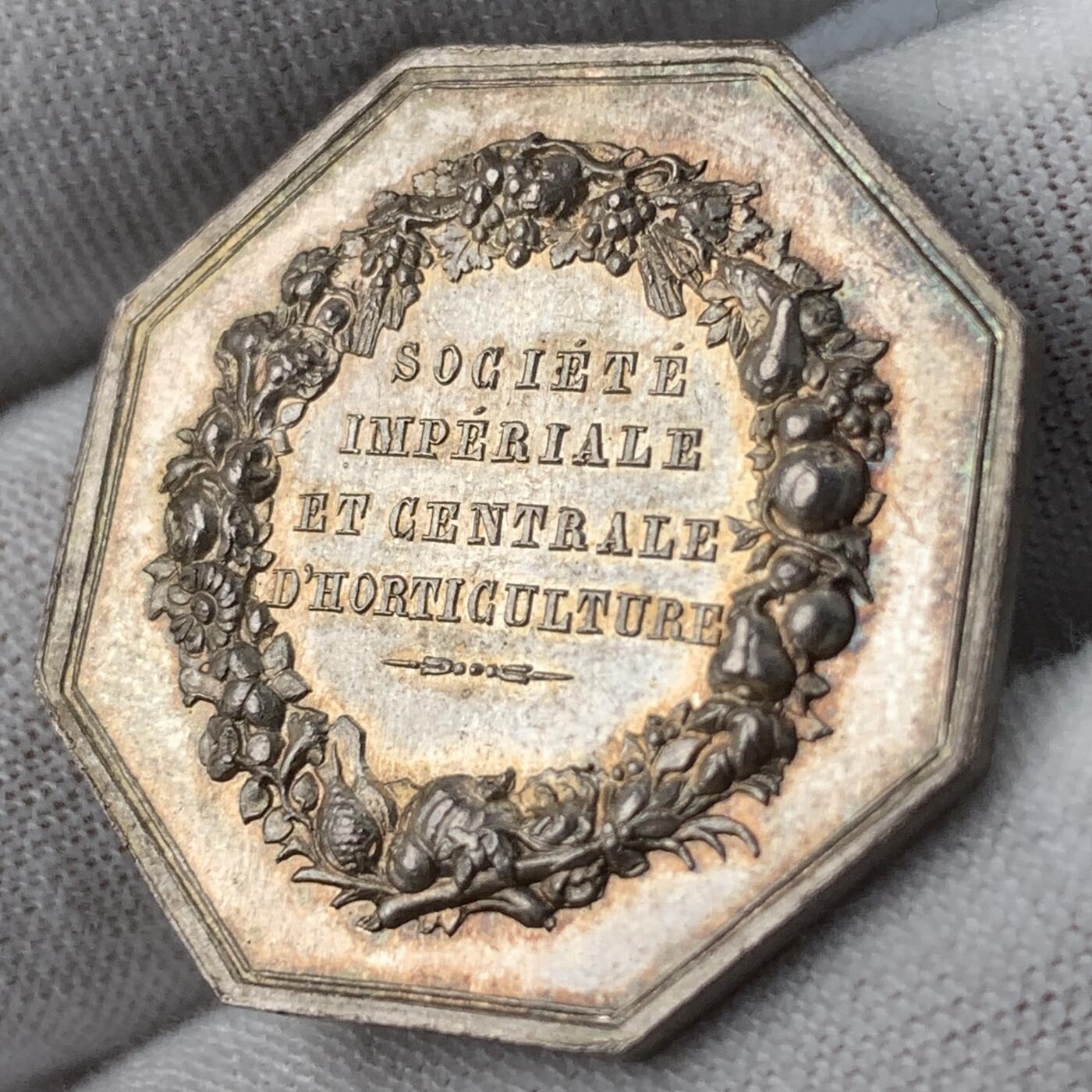 掌中浮雕-藏着的欧洲第051场 法国拿破仑三世头像园艺八角银章， 28.76mm，10.9g