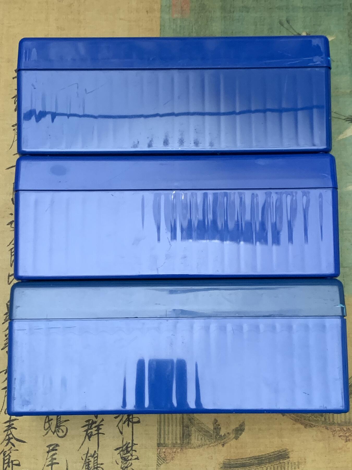 《竞宝斋》第462场 周日，周一，2场连拍 （全场包邮）欢迎送拍 三个一组 PCGS评级币大号正版收纳盒（每个可装20枚PCGS评级币）蓝色 细节见图