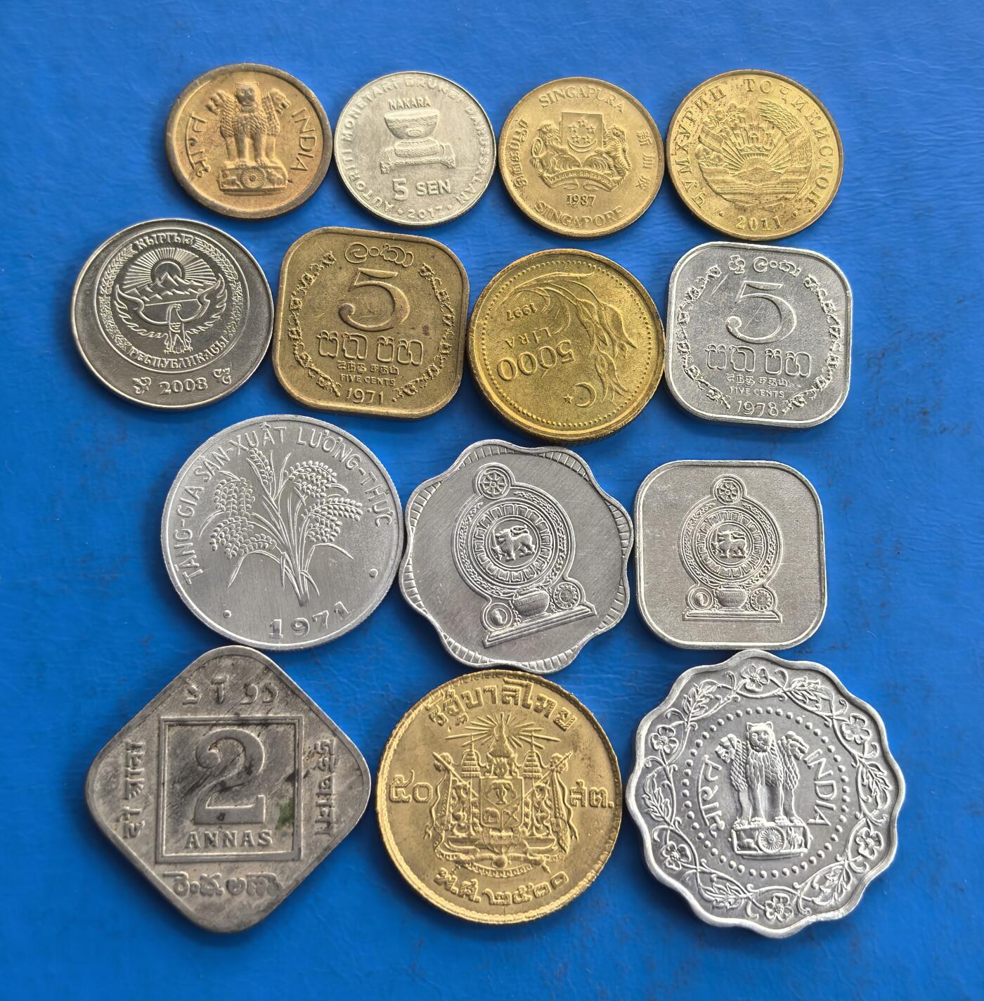 外国优质老铜币高银银币，周六九点倒数截拍，满百包邮，持续收拍 亚洲币一堆