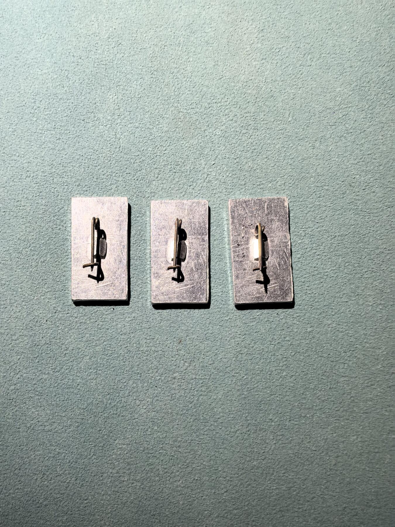 盛世勋华——号角文化勋章邮票专场拍卖第302期 古巴（社会主义）“农村青年旅（Brigada Juveniles Campesinas）”尼塞托·佩雷斯奖（Premio Niceto Pérez）纪念证章 3枚 东德制造 