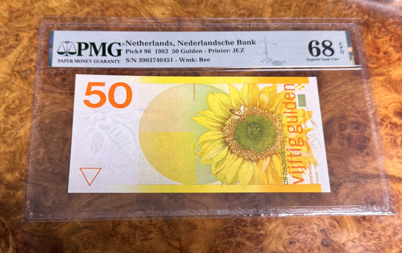 得物收藏 Chase Auction 第35期 - - 外钞、银元、民国钞和人民币混合场！持续更新中！ 1982年荷兰50盾，PMG68！