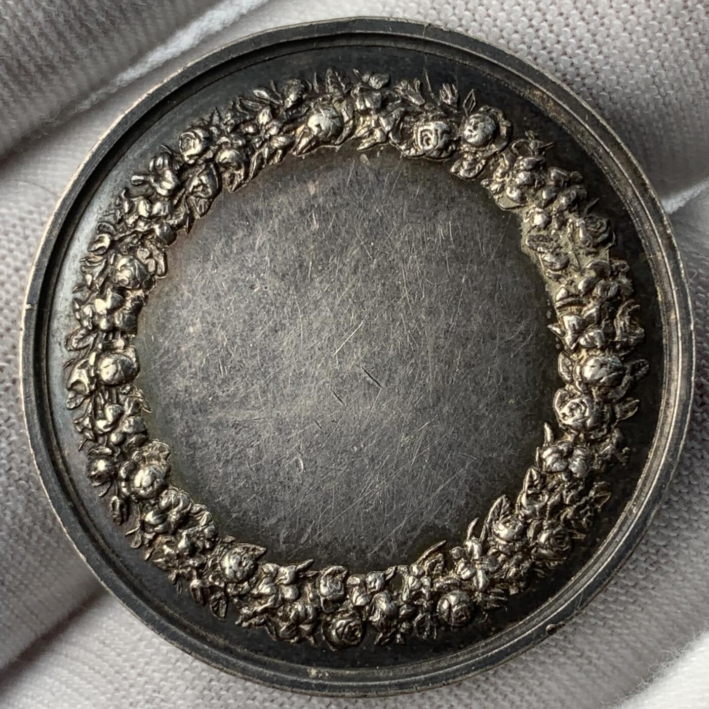 掌中浮雕-藏着的欧洲第051场 法国结婚银章，33.41mm，16g