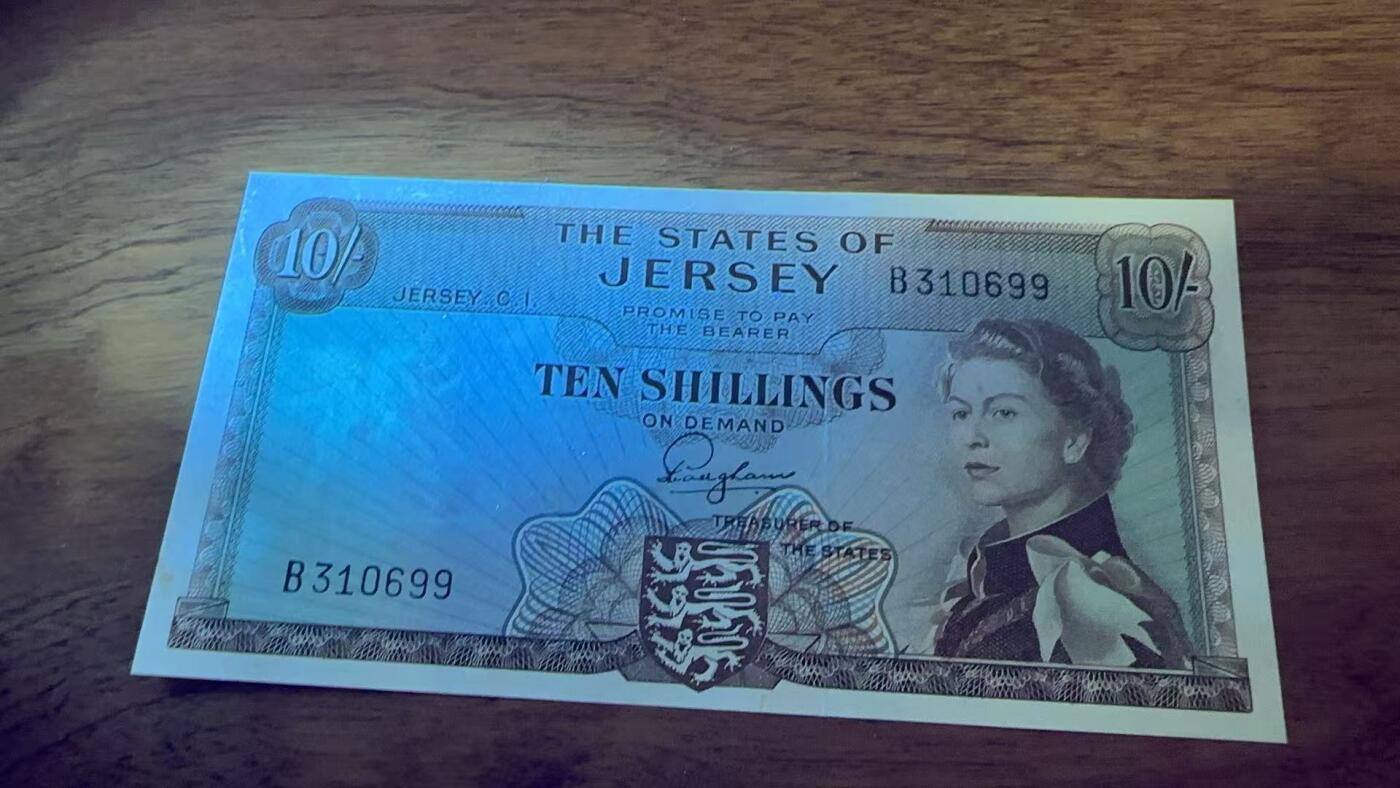 徐霞客拍卖首拍