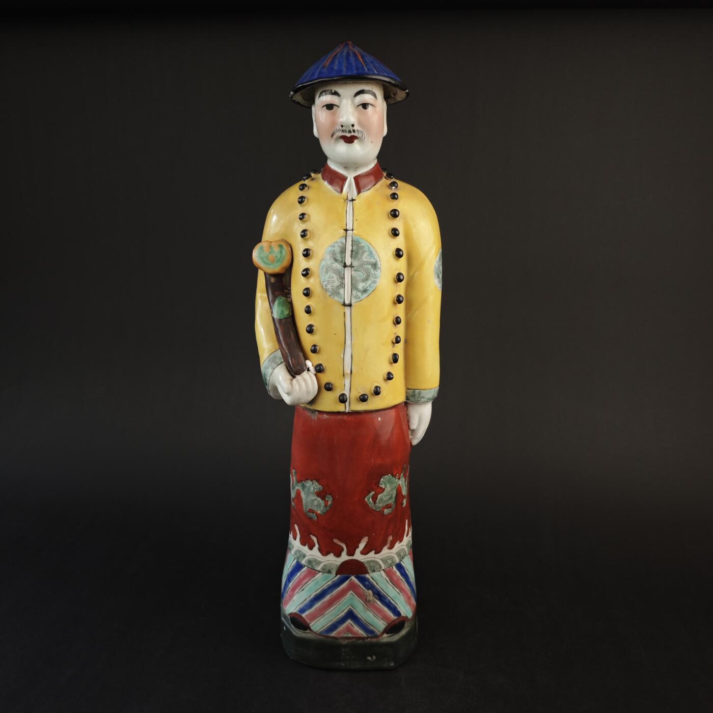 上海都达杂项专场九（全场包邮） 民国 福建会馆 粉彩清人造像1-28