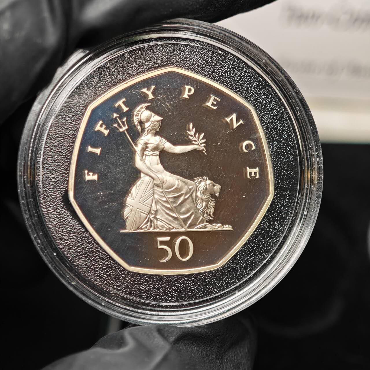 金瓯小拍第三期 古今币章 银价专场 英国50便士1对2枚精制银币1997年 重8克+13.5克 小版有氧化 盒证齐全