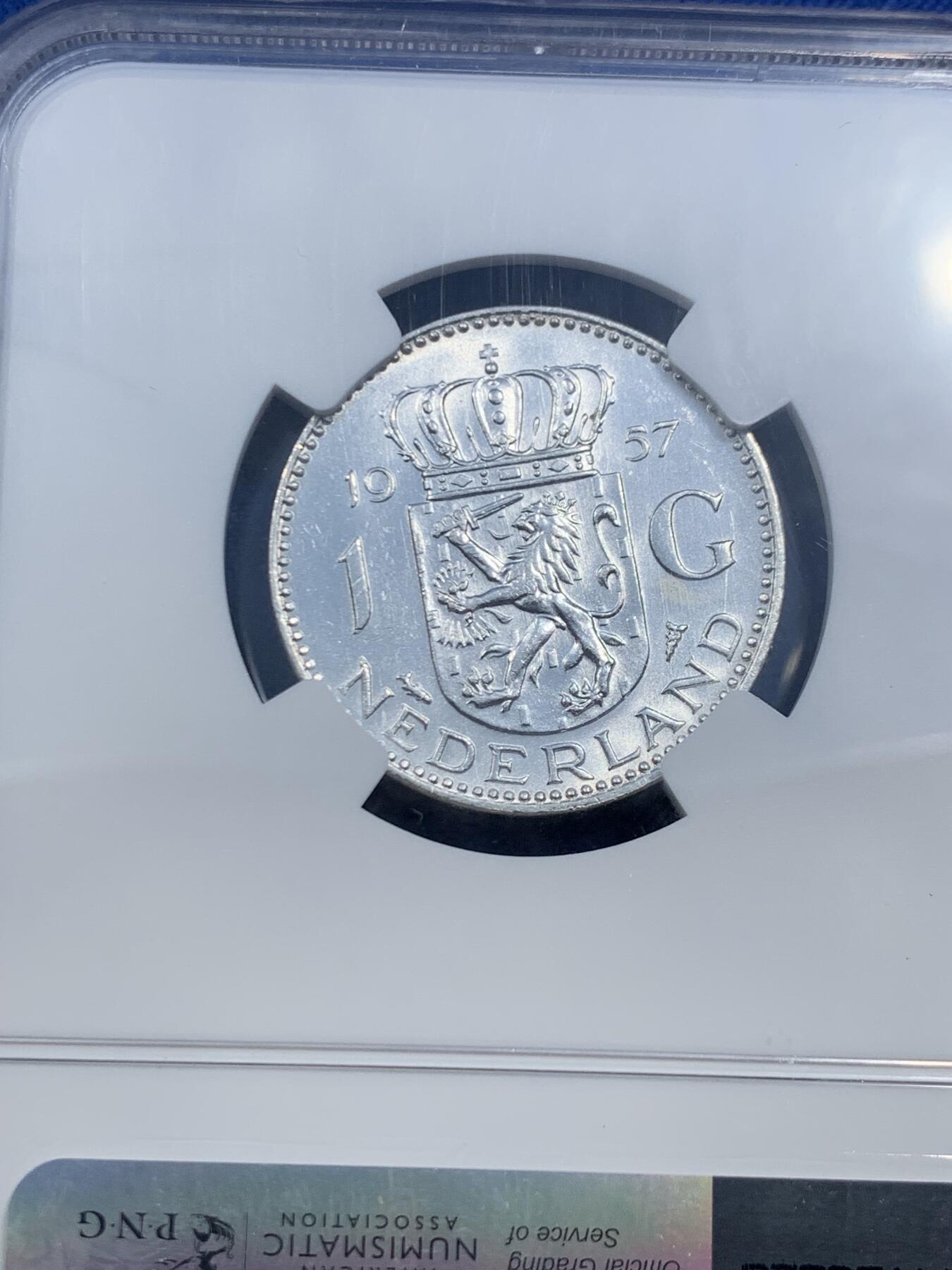 《竞宝斋》第462场 周日，周一，2场连拍 （全场包邮）欢迎送拍 NGC MS61 荷兰1957年1盾银币，50年代好品比60年代的少多了