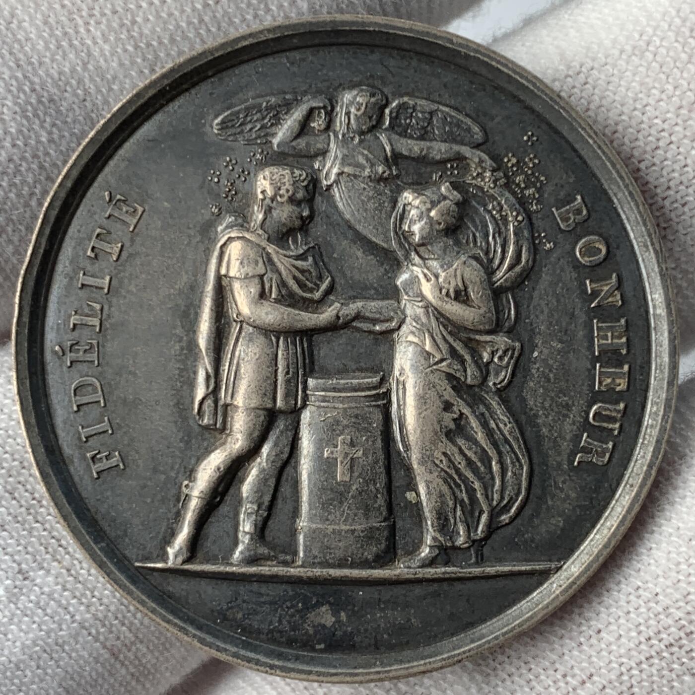 掌中浮雕-藏着的欧洲第051场 法国结婚银章，33.41mm，16g