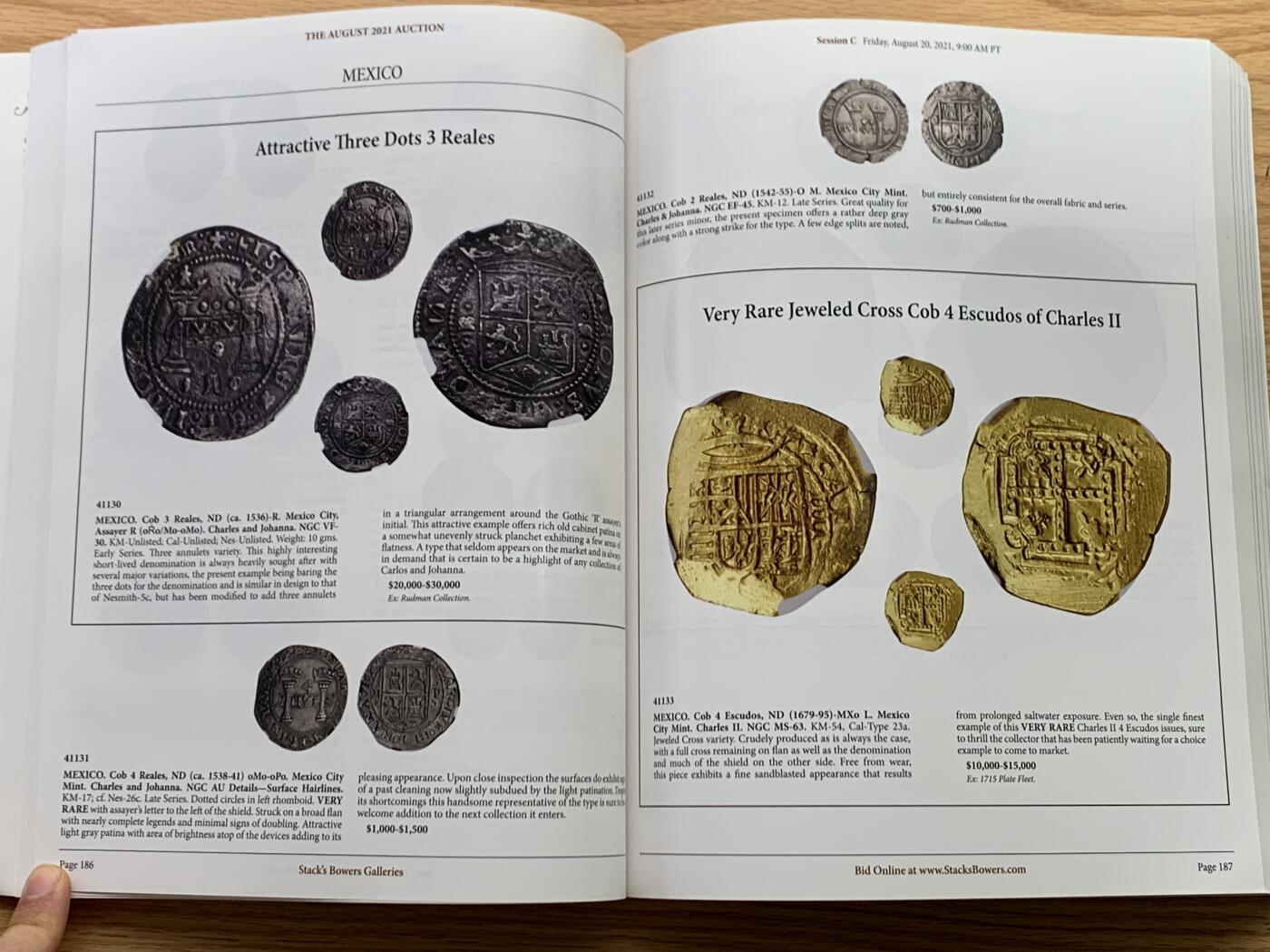 《竞宝斋》第462场 周日，周一，2场连拍 （全场包邮）欢迎送拍 SBP 2021世界钱币拍卖目录 大开本全彩印 厚达576页 重达2公斤