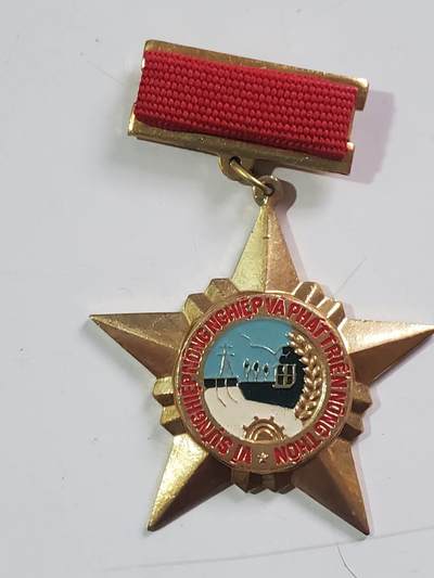 韵星假日拍卖第三十八期 -- Rimey Holidays Auction 38 - 越南社会主义共和国为农业发展贡献奖章 好品