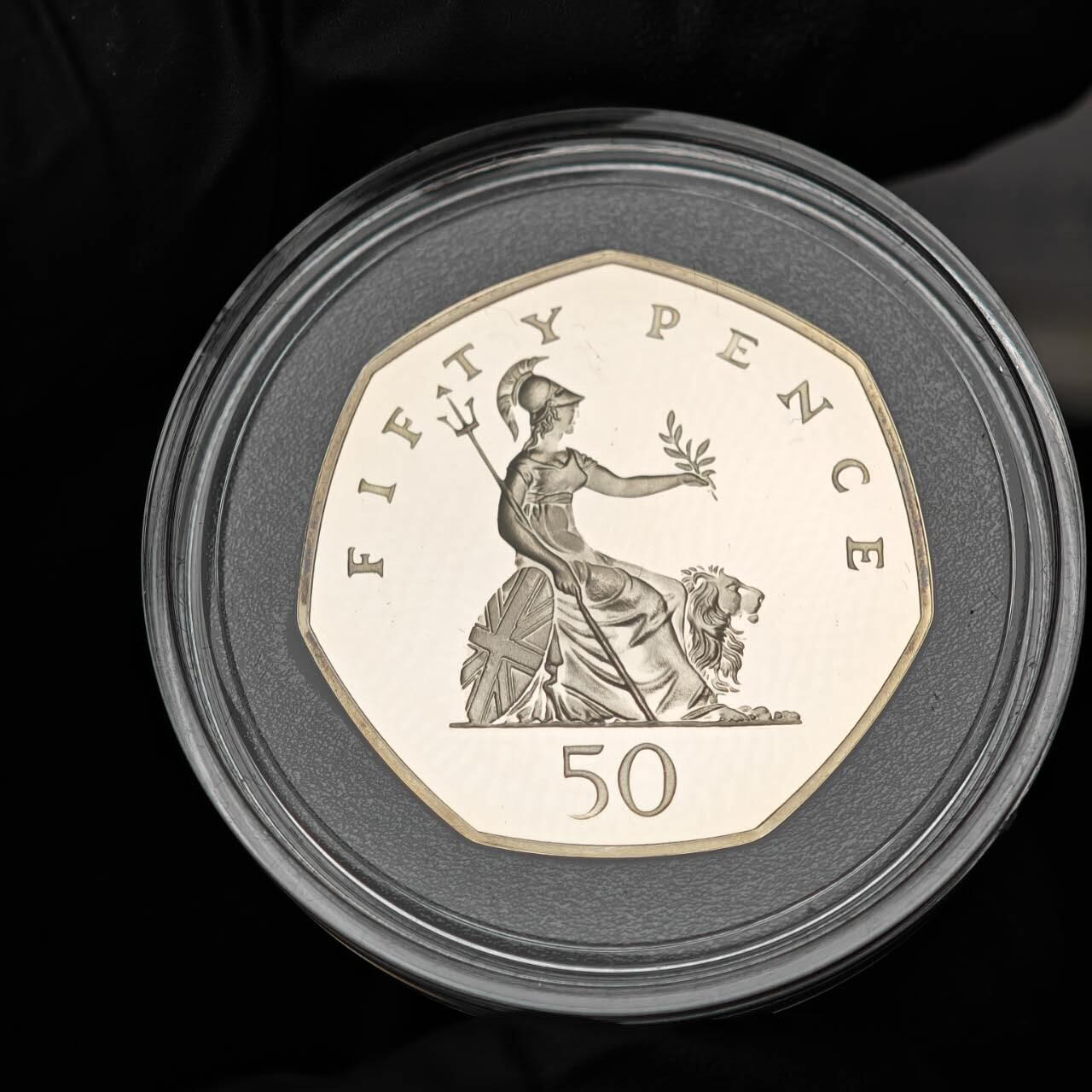 金瓯小拍第三期 古今币章 银价专场 英国50便士1对2枚精制银币1997年 重8克+13.5克 小版有氧化 盒证齐全