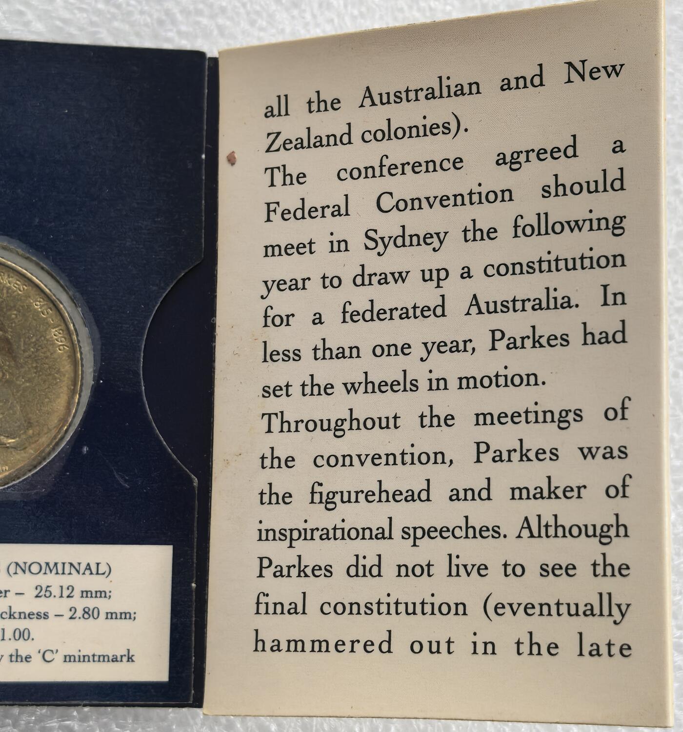 外国优质老铜币高银银币，周六九点倒数截拍，满百包邮，持续收拍 原装1996 年澳大利亚 1 元纪念币，正面铸伊丽莎白二世头像，背面为 “联邦之父” 亨利・帕克斯肖像及铭文，C 版堪培拉铸造。为纪念澳大利亚联邦之父亨利・帕克斯发行，是澳联邦历史传承的货币见证。