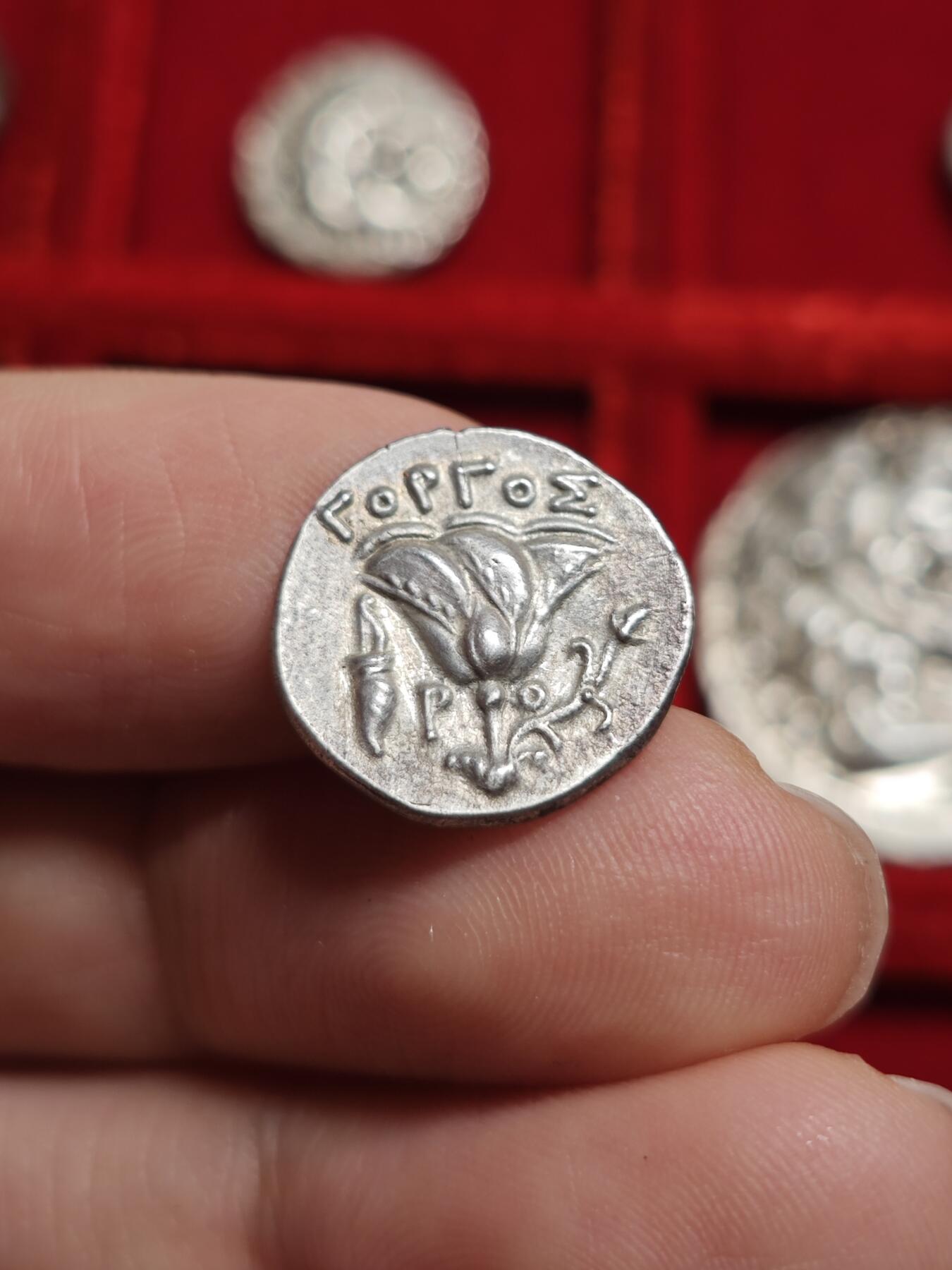 稀有版古希腊罗德岛太阳神玫瑰银币