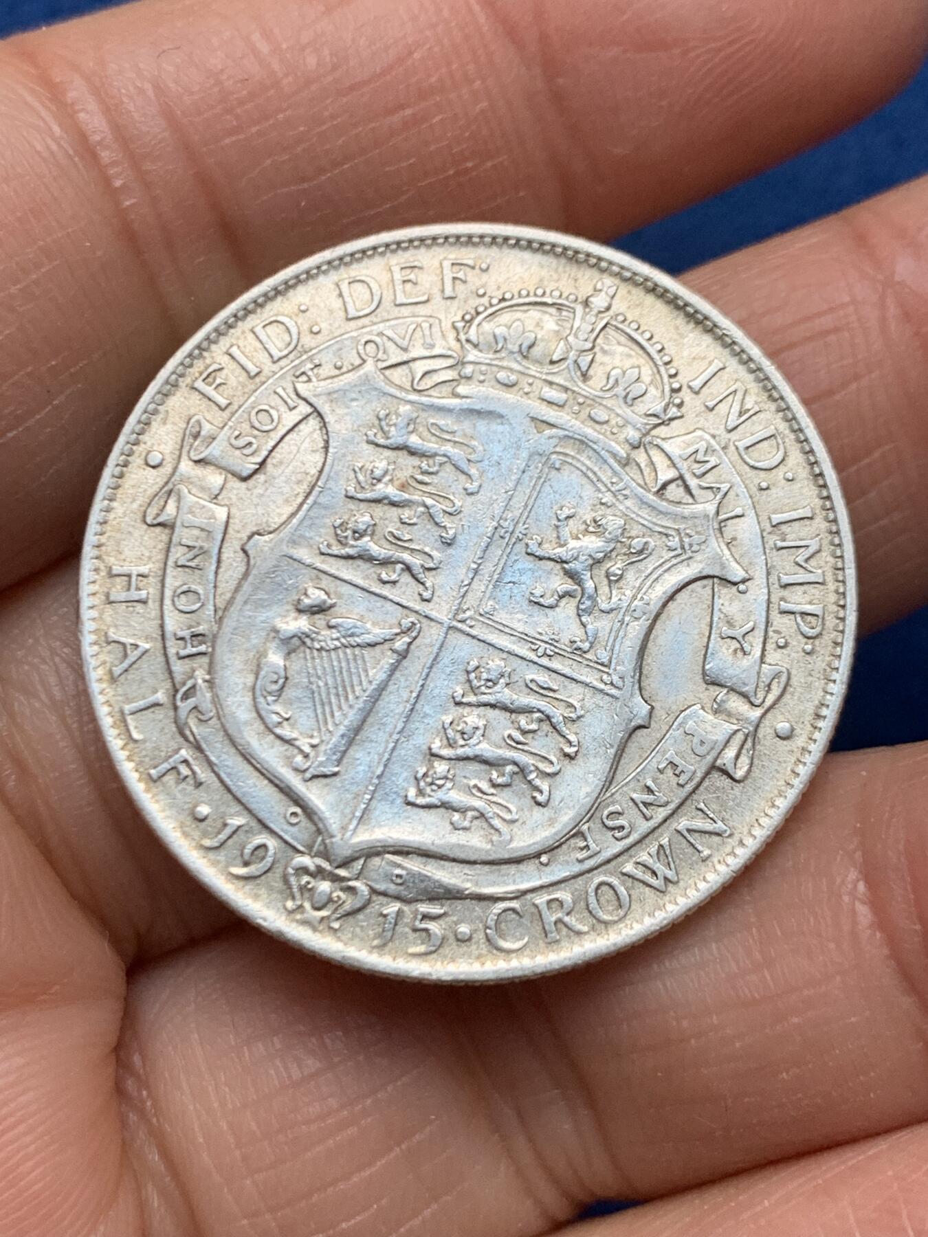 《竞宝斋》第462场 周日，周一，2场连拍 （全场包邮）欢迎送拍 英国1915年乔治五世半克朗银币