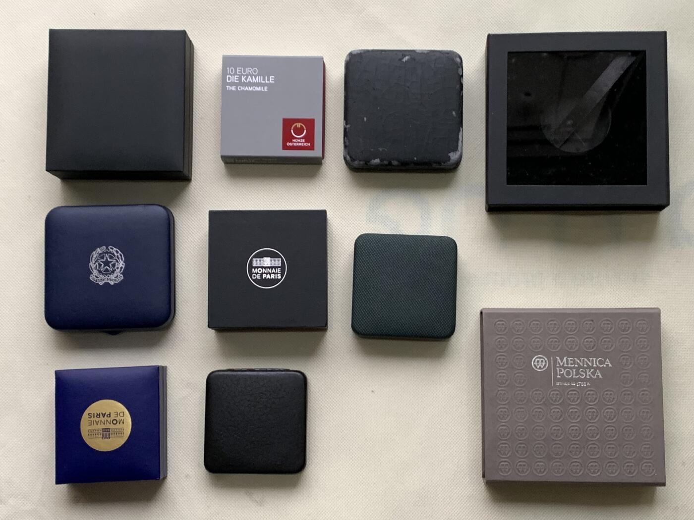 《竞宝斋》第462场 周日，周一，2场连拍 （全场包邮）欢迎送拍 钱币空盒 10个一组 细节见图