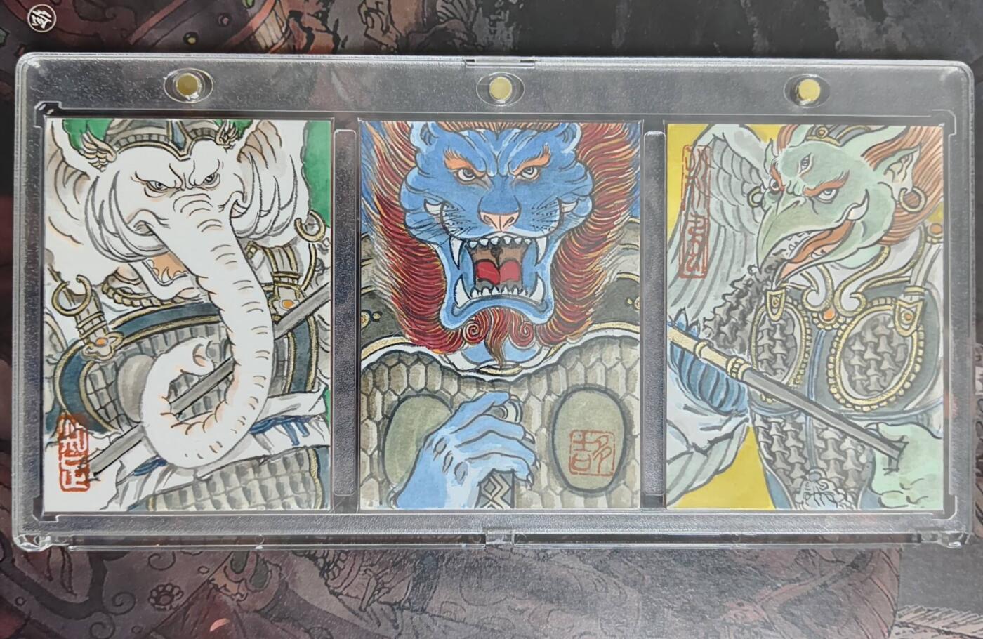 春节前倒数第二场！！龙虎卡牌-七四场（满200元包邮，无佣金，每周六结拍，欢迎送拍） 【亲签 手绘卡】 卢艺丰-狮驼岭三妖 (卡背亲签+铃印)