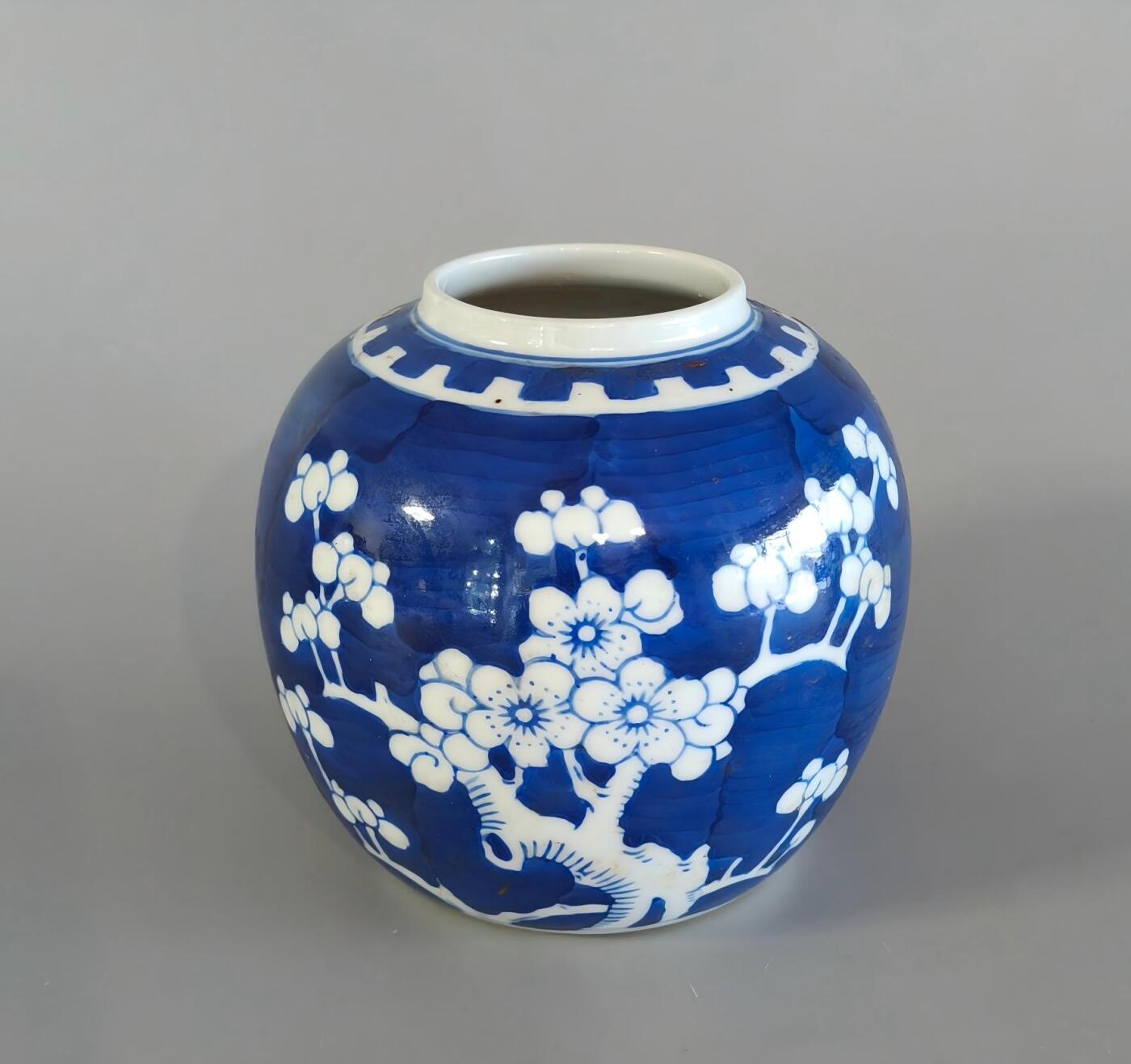 上海都达杂项专场九（全场包邮） 清 青花冰梅纹罐1-109