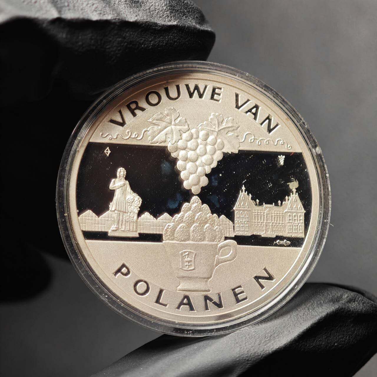 金瓯小拍第三期 古今币章 银价专场 荷兰双盾徽精制银章 25克 铸造精细