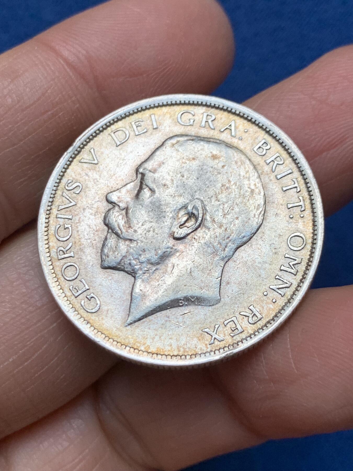 《竞宝斋》第462场 周日，周一，2场连拍 （全场包邮）欢迎送拍 英国1915年乔治五世半克朗银币