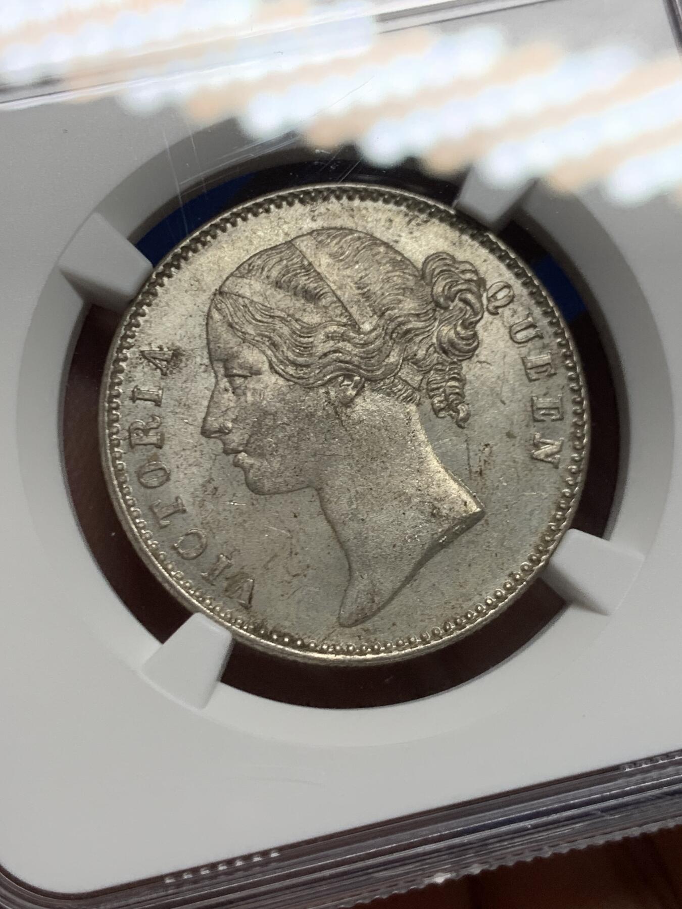 《竞宝斋》第462场 周日，周一，2场连拍 （全场包邮）欢迎送拍 NGC UNCD 印度1840年维多利亚女王1卢比银币