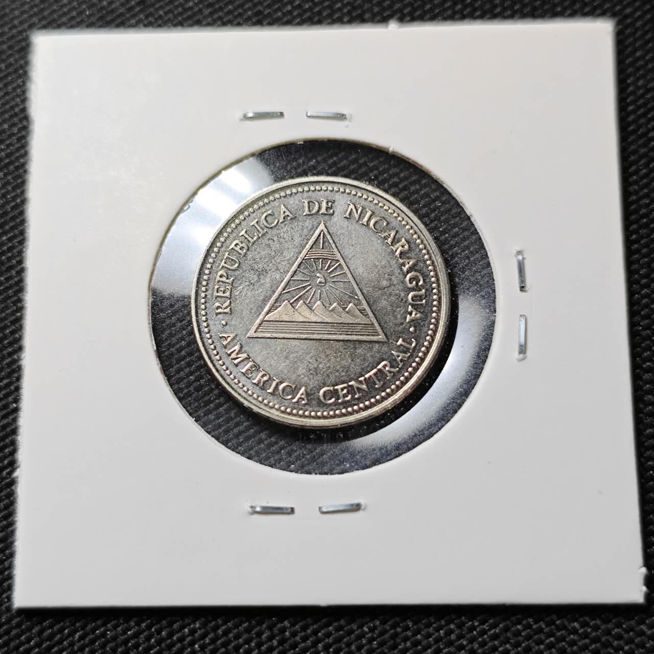 KK钱币收藏小铺  第390期  2月预留时间 周末发货  1997尼加拉瓜50分