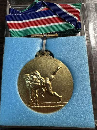 蒂克钱币-第57场 日本章 企业章拍卖  - 日本 相扑大会 镀金奖牌 53mm 101g