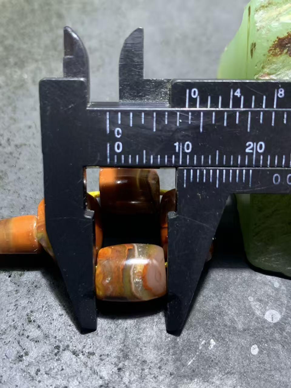 战国红玛瑙配饰一套