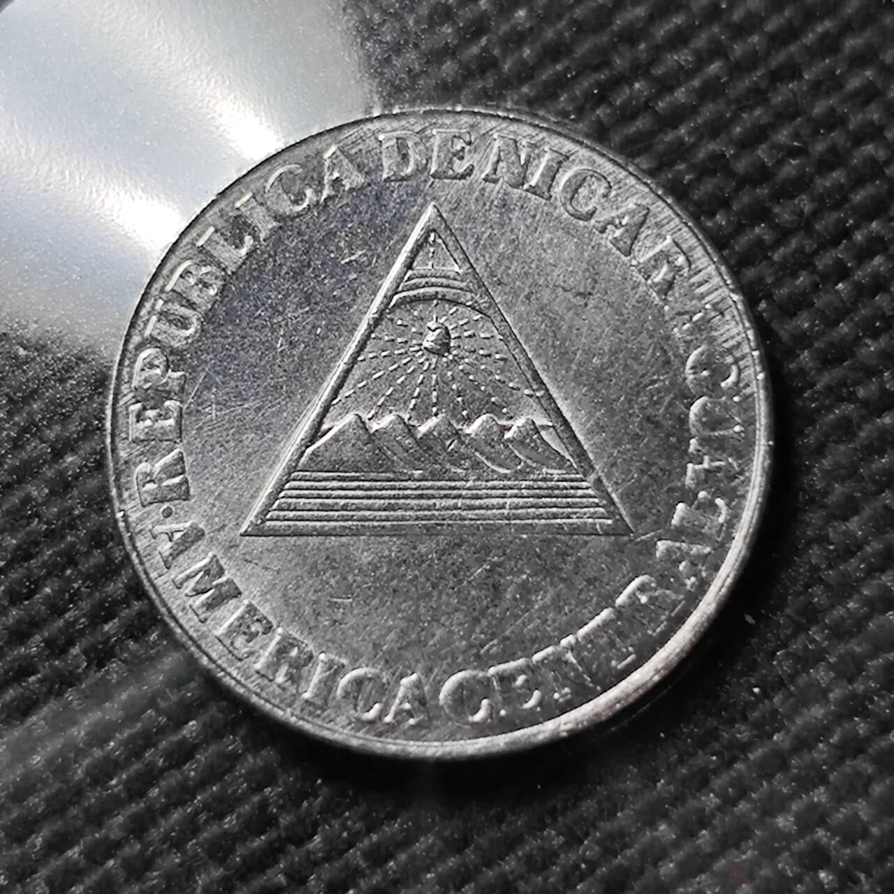 KK钱币收藏小铺  第390期  2月预留时间 周末发货  尼加拉瓜