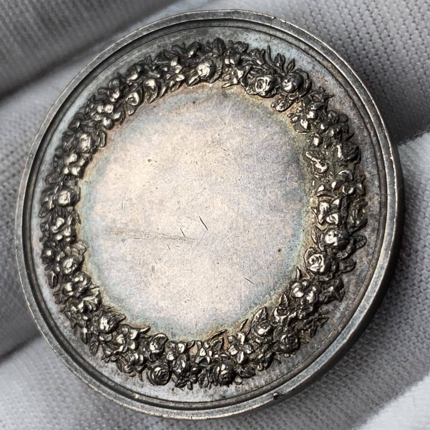 掌中浮雕-藏着的欧洲第051场 法国结婚银章，33.41mm，16g