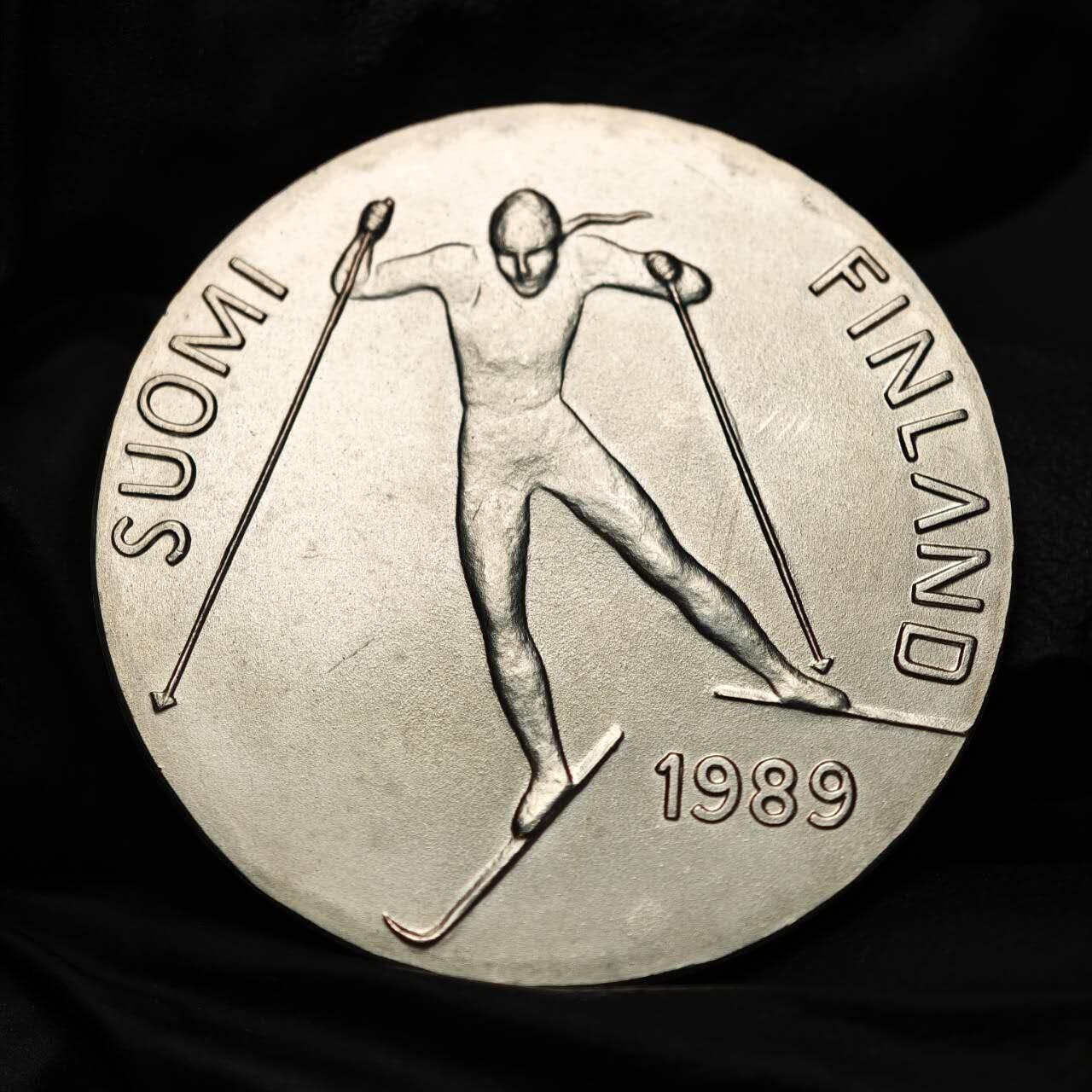 金瓯小拍第三期 古今币章 银价专场 芬兰北欧世界滑雪锦标赛银币1989年 重24.1克直径35mm