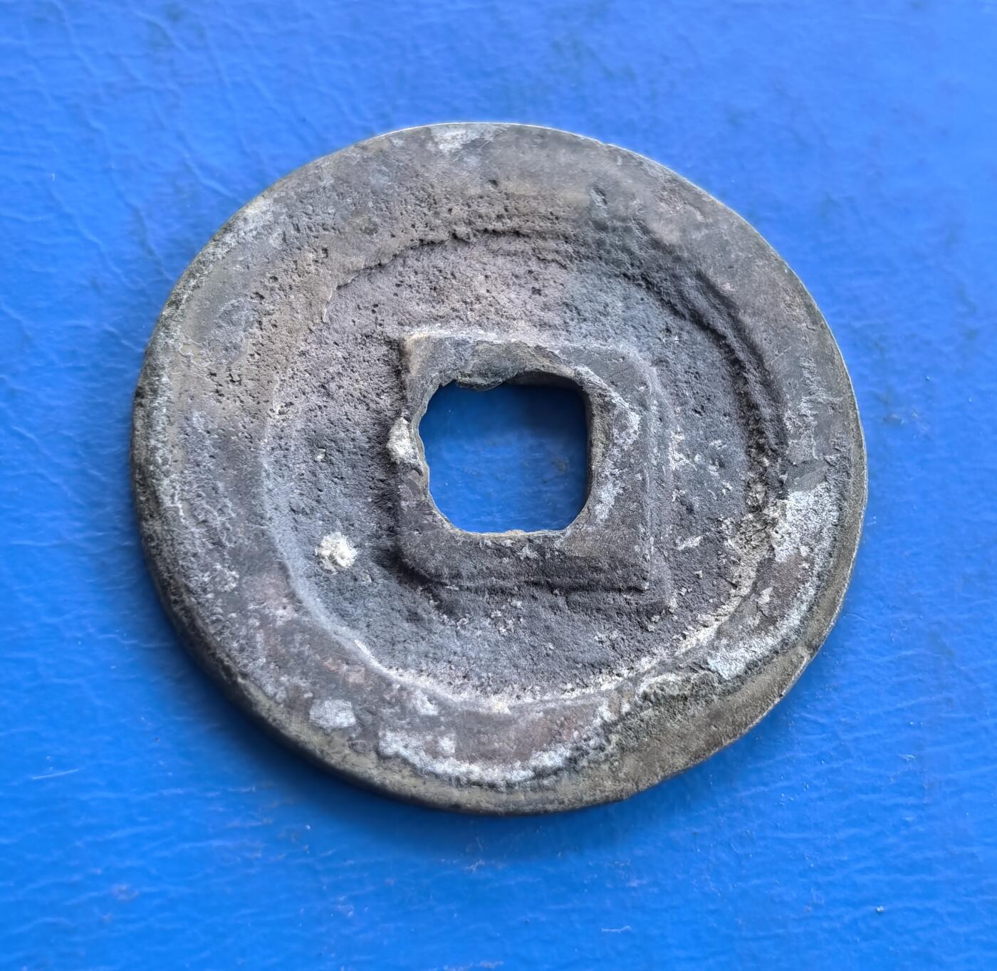 外国优质老铜币高银银币，周六九点倒数截拍，满百包邮，持续收拍 熙宁重宝直径28.6mm