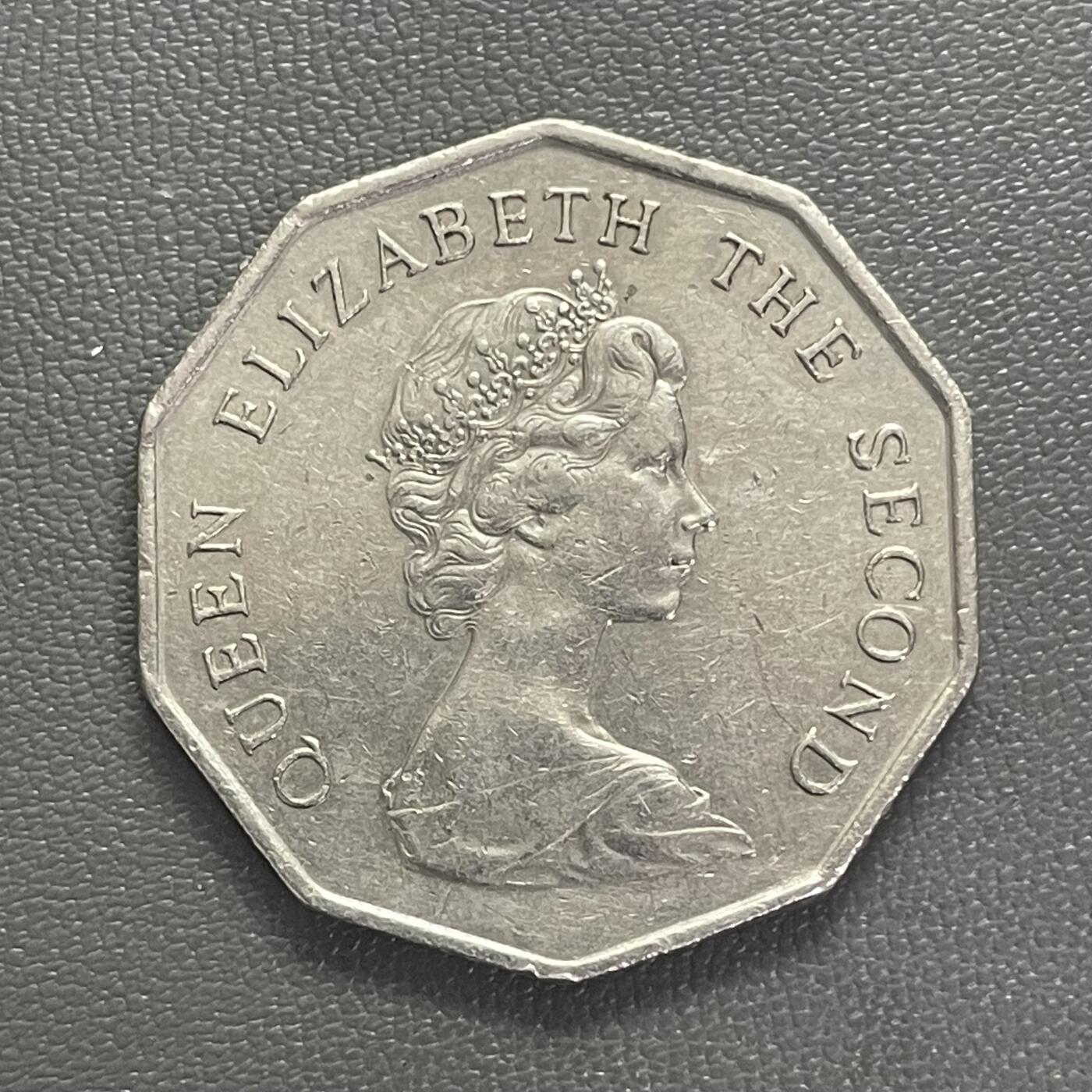 回流0201 极少品种 香港1976年十边形大伍圆