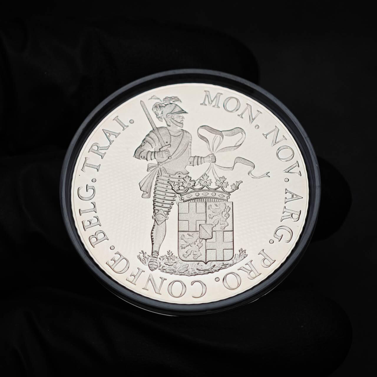 金瓯小拍第三期 古今币章 银价专场 荷兰杜卡特复刻精制银章1992年 28.3克 带盒证