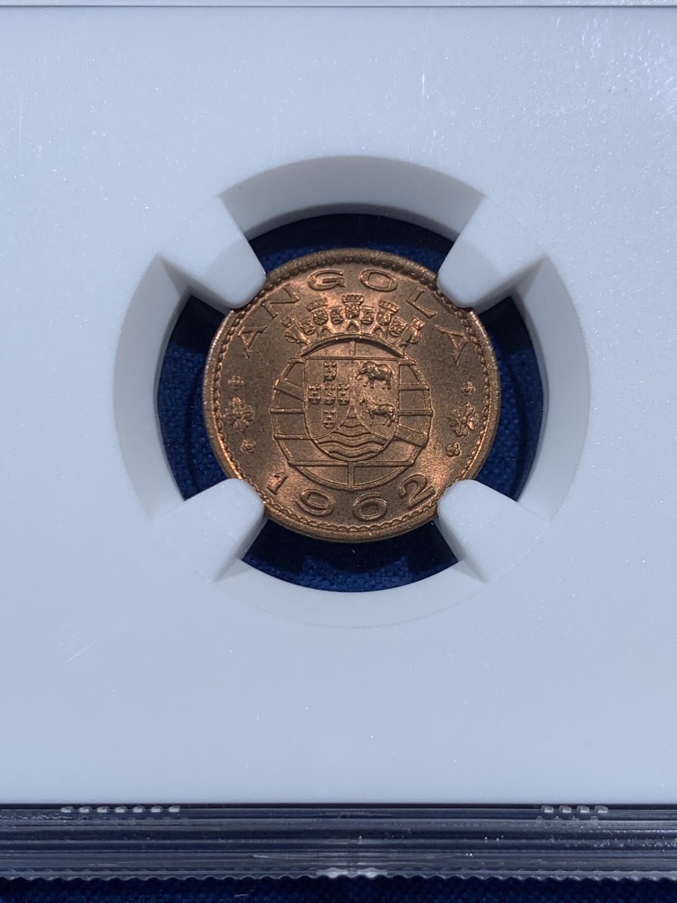 《竞宝斋》第462场 周日，周一，2场连拍 （全场包邮）欢迎送拍 NGC MS65 葡属安哥拉1962年20分铜币 亚军分