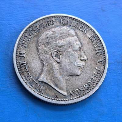 外国优质老铜币高银银币，周六九点倒数截拍，满百包邮，持续收拍 - 普鲁士1908年2马克银币，正面是德皇威廉二世侧面像，轮廓清晰尽显王者气度；背面为德意志帝国国徽双头鹰纹，细节繁复华丽，年份与币值相衬，兼具历史厚重感与日耳曼工艺美学。