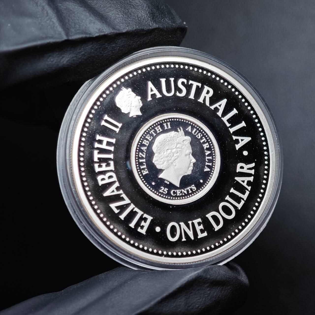 金瓯小拍第三期 古今币章 银价专场 澳大利亚母子组合银币2枚1套2006年 重32.2克 世界杯主题 无盒证