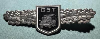 盛世勋华——号角文化勋章邮票专场拍卖第302期 - 东德体育和技术协会（GST）运输技术证章