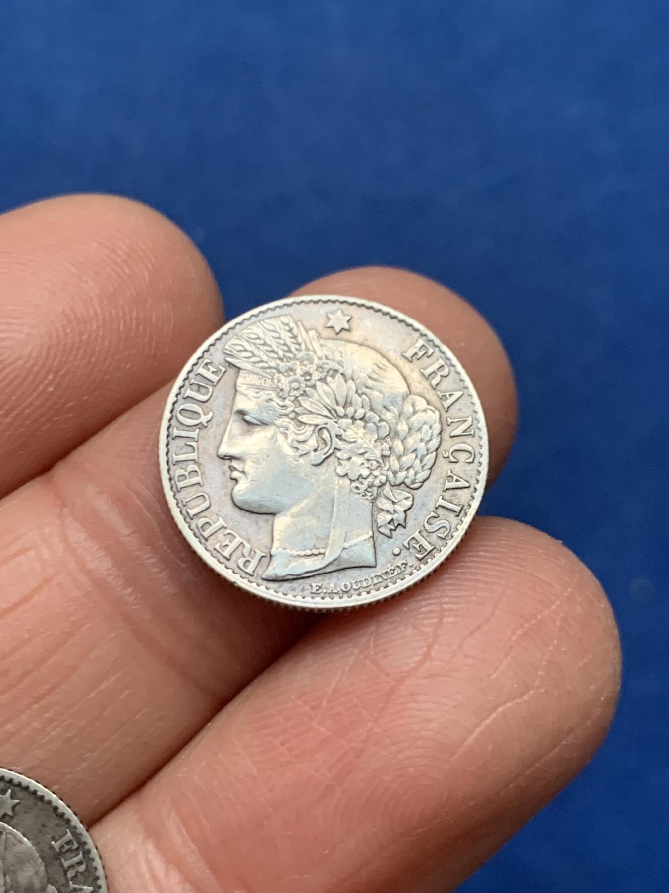 《竞宝斋》第462场 周日，周一，2场连拍 （全场包邮）欢迎送拍 两枚一组 法国1850年谷物女神20分银币，1895年谷物女神50分银币，法郎辅币少见。