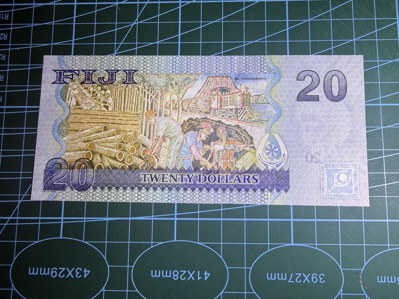 【炜奕收藏】，第五十八期，英属第三场 2007年斐济20元，UNC品相