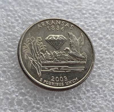 外国优质老铜币高银银币，周六九点倒数截拍，满百包邮，持续收拍 - 美国阿肯色州 25 分州纪念币，隶属 50 州 25 美分纪念币系列。标注 1836 年阿肯色加入联邦，币面刻画钻石、水稻、野鸭与湿地森林，展现州钻石矿、农业及生态特色，是美国州币收藏的经典品种。