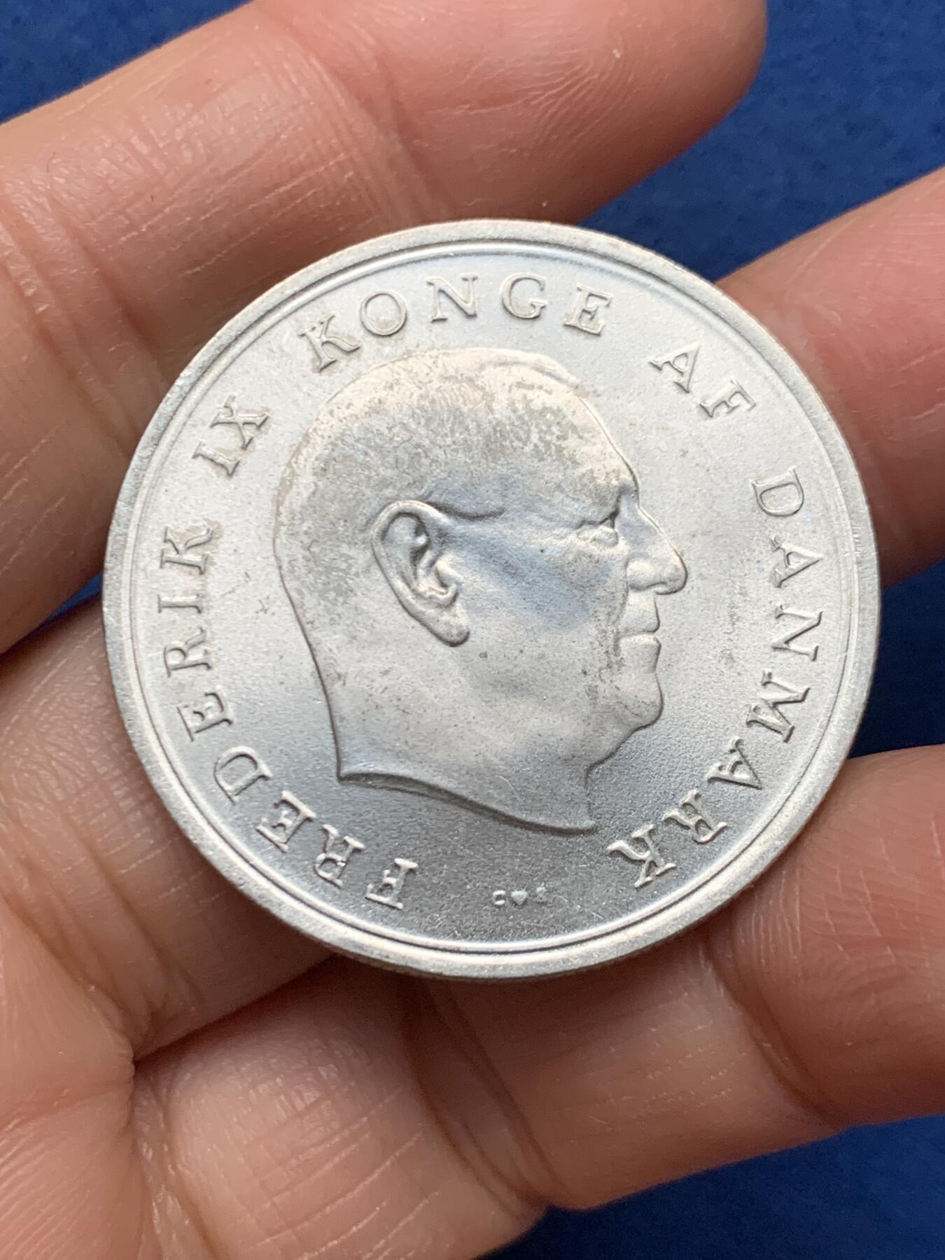 《竞宝斋》第462场 周日，周一，2场连拍 （全场包邮）欢迎送拍 丹麦1967年玛格丽特公主与法国亨里克亲王结婚纪念10克朗银币 20.5克 800银