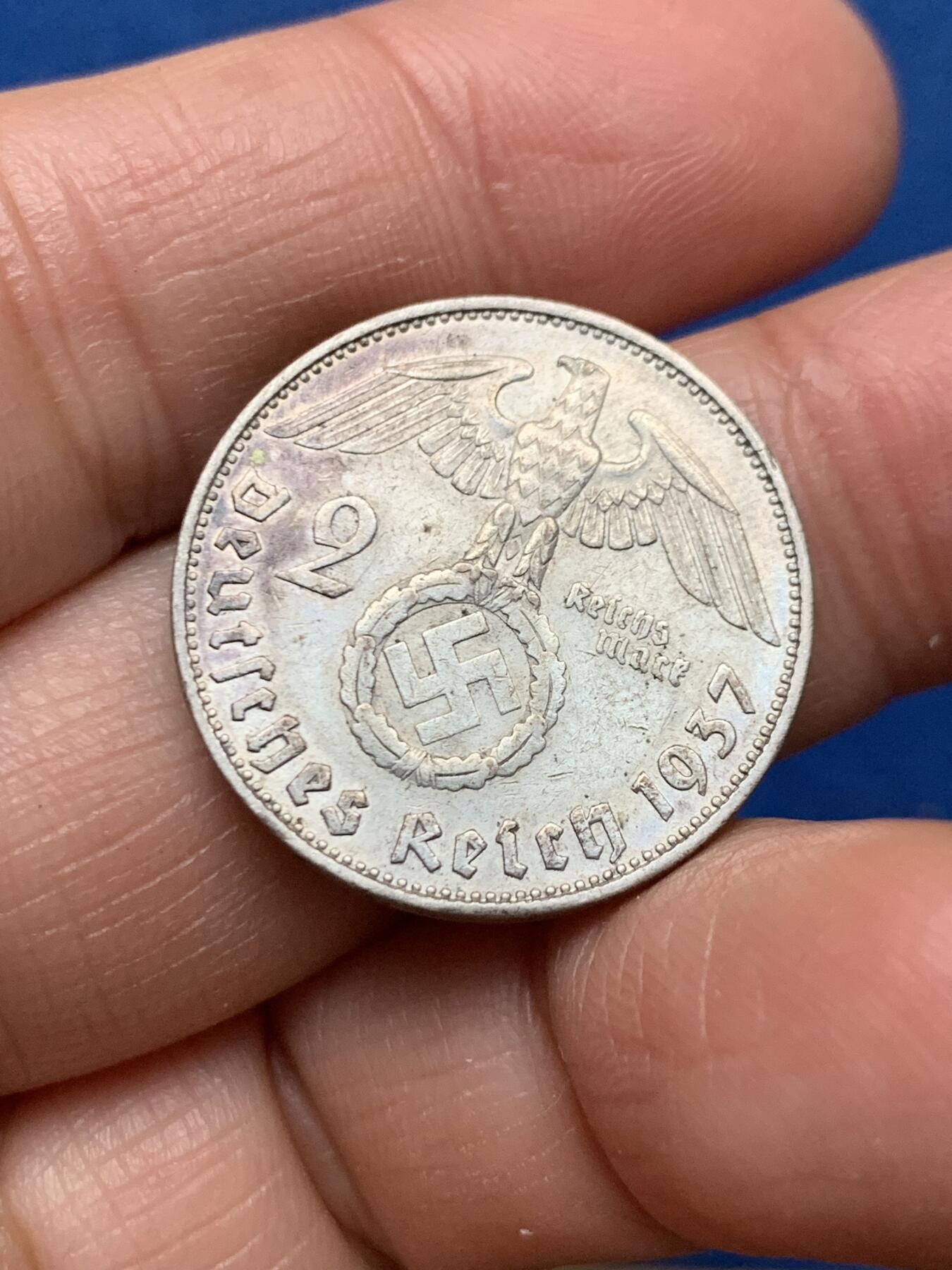 《竞宝斋》第462场 周日，周一，2场连拍 （全场包邮）欢迎送拍 德国1937年兴登堡2马克银币 7.9克