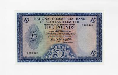 徐霞客拍卖首拍 - 	苏格兰/国民商业银行	P-272a 1966年5镑 	L901468	AU 已消失的苏格兰私人发钞行的珍贵遗存。它保留着“承诺按需兑换”的古老金融表述，底部苏格兰皇家纹章与防伪底纹结合，见证了苏格兰私人发钞体系的最后阶段。		