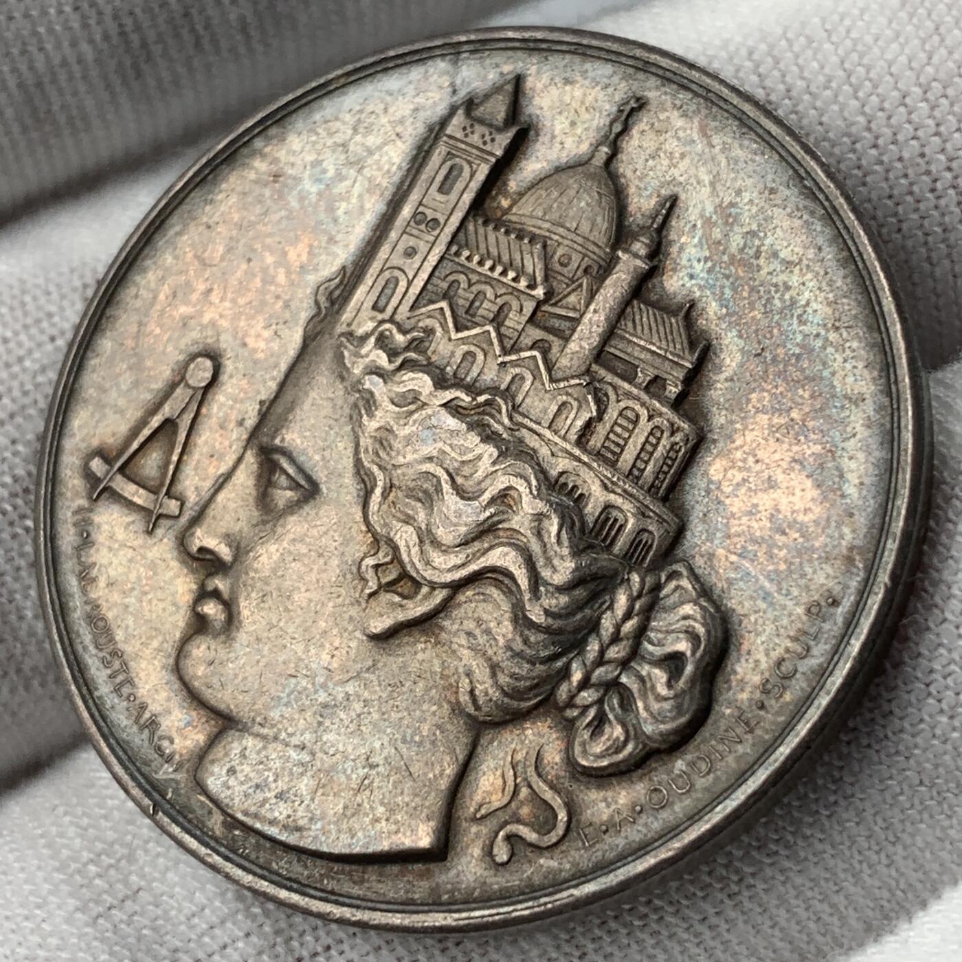 掌中浮雕-藏着的欧洲第051场 法国中央建筑师协会银章 ，34mm，15.26 g