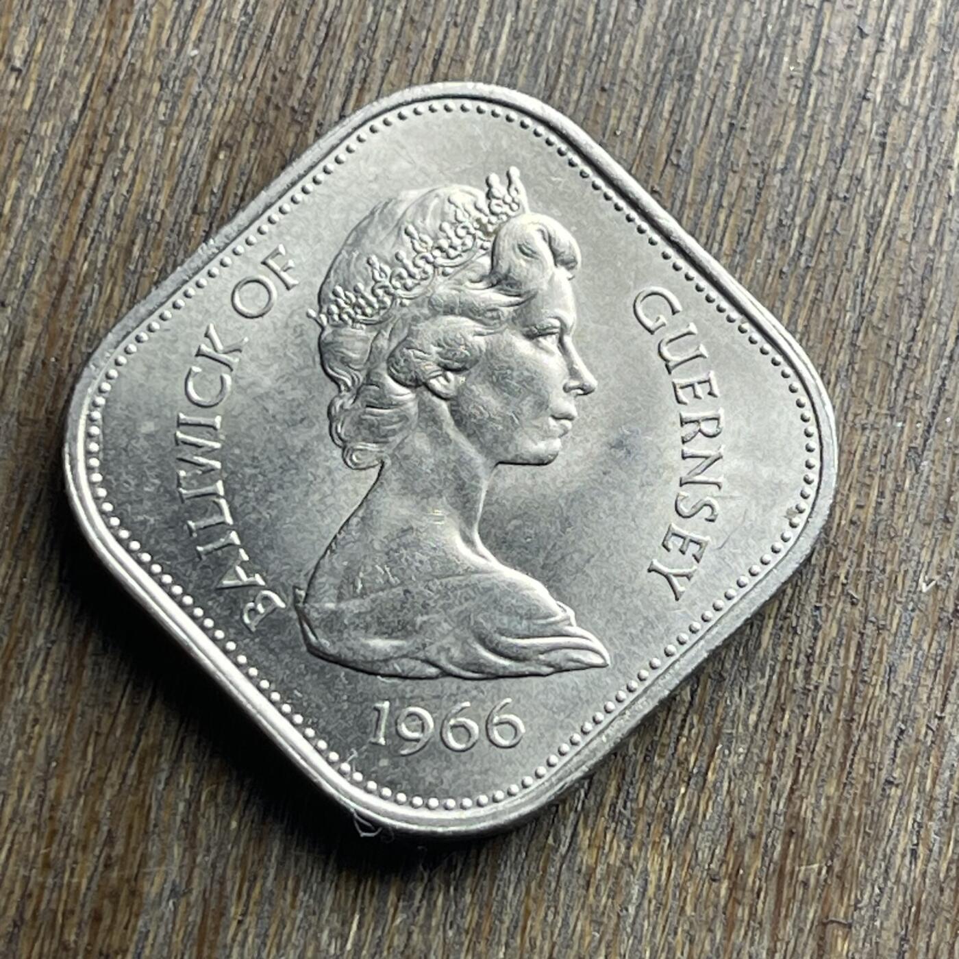 【本场4.12号发货】★第145加场★精品硬币 套币专场 不寄存，200包邮。不满200元，支付5元运费。《接受代拍 代送NGC评级》 45【无寄存】1966 根西 诺曼征服900 年  10先令镍币